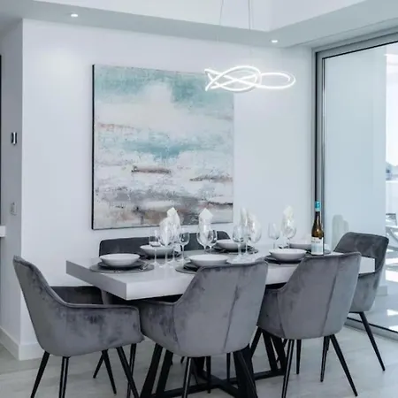 Al-1721 - Penthouse - Alcazaba Lagoon *